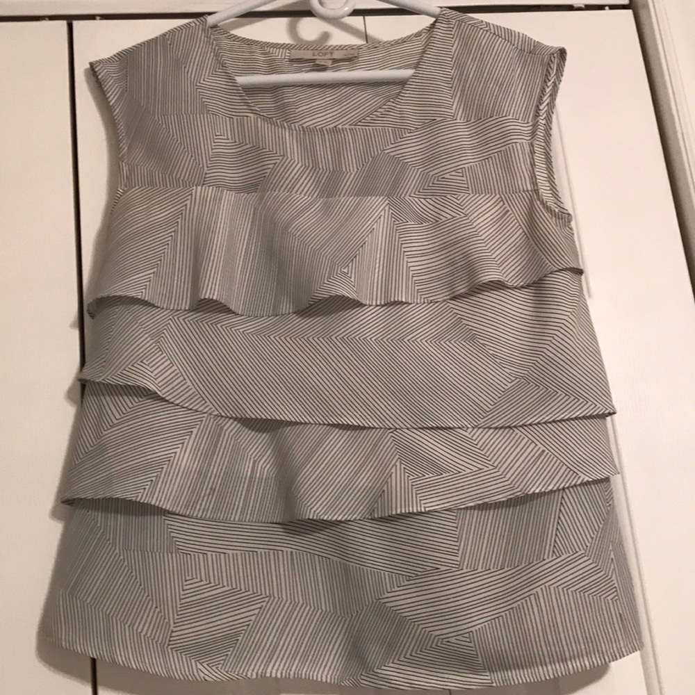 Navy & white shell top